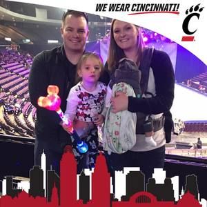 Meet your Posher, Kayla